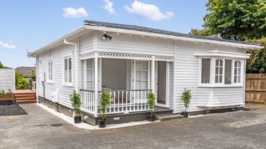 129B Victoria Street, Onehunga, Auckland - Carousel 1