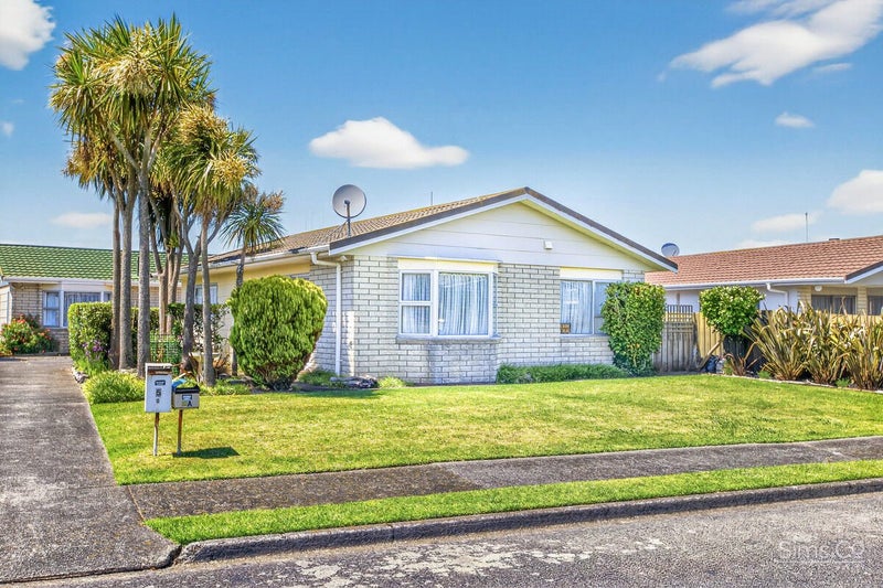 5 Avon Place, Springvale, Whanganui - Carousel 1