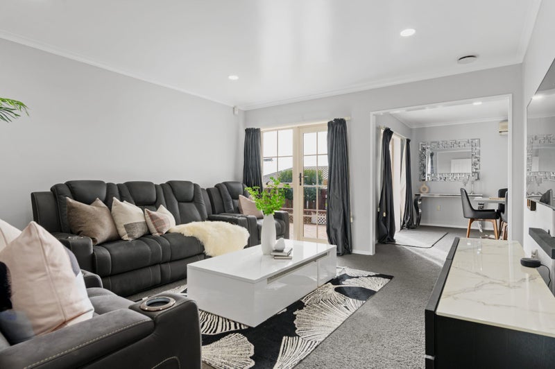 53 Bartholomew Drive, Nawton, Hamilton - Carousel 2