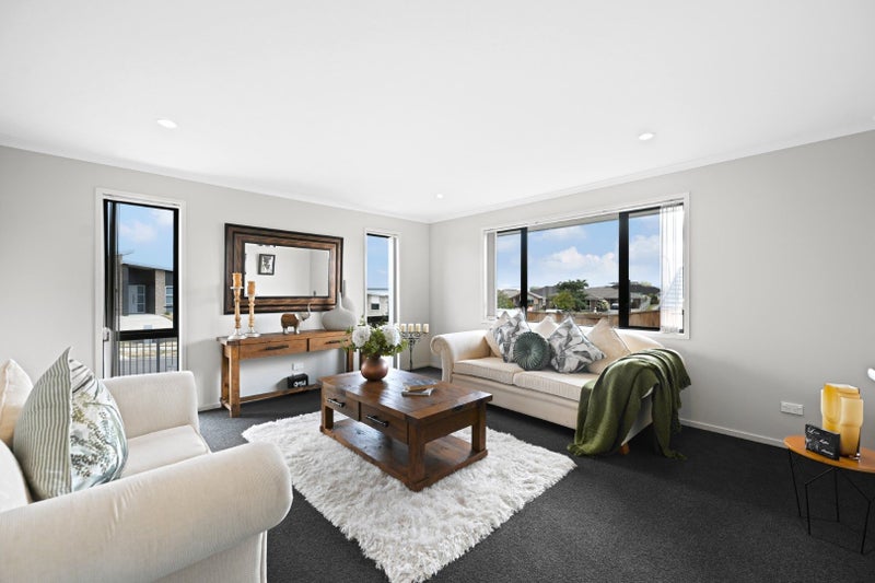 3 Rigg Place, Flagstaff, Hamilton - Carousel 2