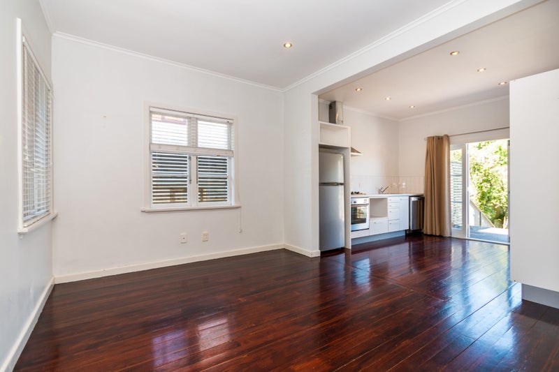 8 Herringson Avenue, Grey Lynn, Auckland - Carousel 28