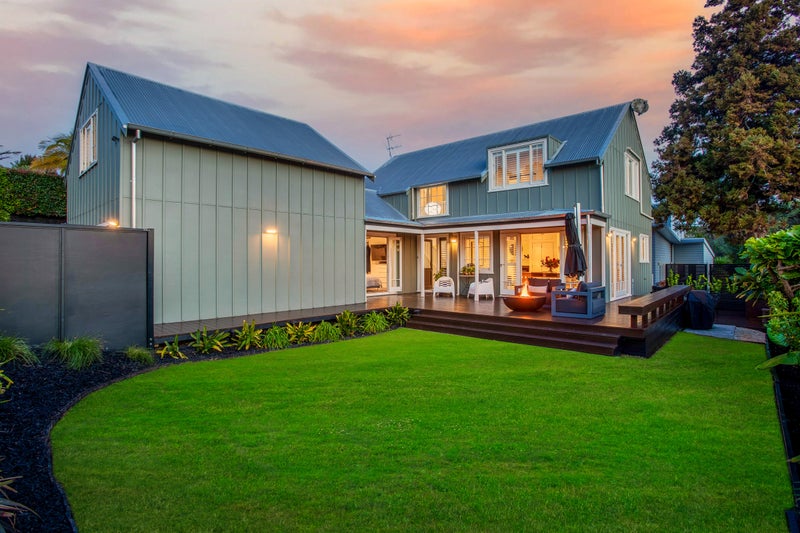 42 Saltaire Street, Avondale, Auckland - Carousel 1