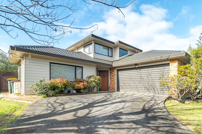 1/8 Mandica Place, Sunnynook, Auckland - Carousel 1
