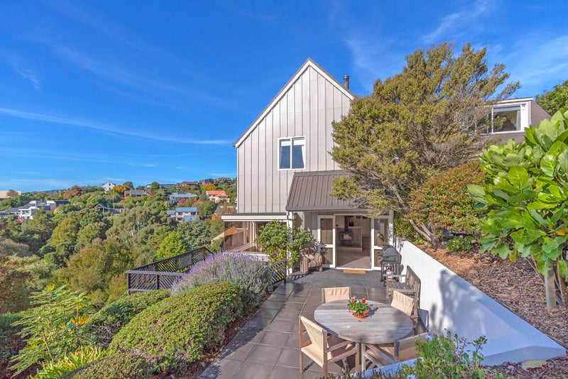 34 Woodside Common, Westmorland, Christchurch - Carousel 1