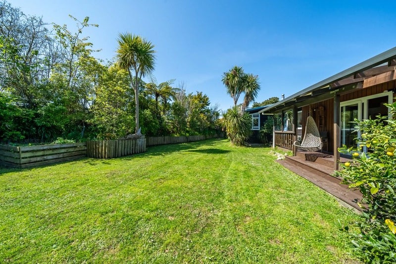 23 Corrondella Grove, Belmont, Lower Hutt - Carousel 1
