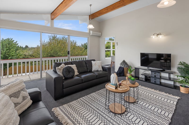 57 Fisher Terrace, Kamo, Whangarei - Carousel 2