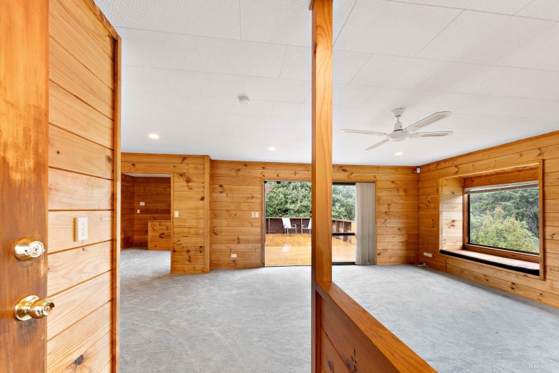 23 Ewhurst Place, Goodwood Heights, Auckland - Carousel 2