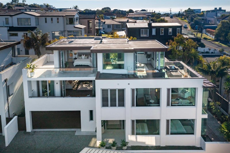 22A Beach Road, Castor Bay, Auckland - Carousel 2