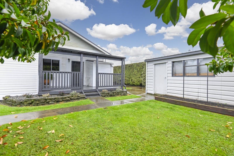 1002 Southland Road, Raureka, Hastings - Carousel 2
