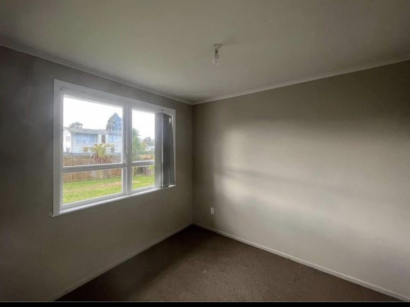 45 Eastburn Street, Papakura, Papakura - Carousel 2