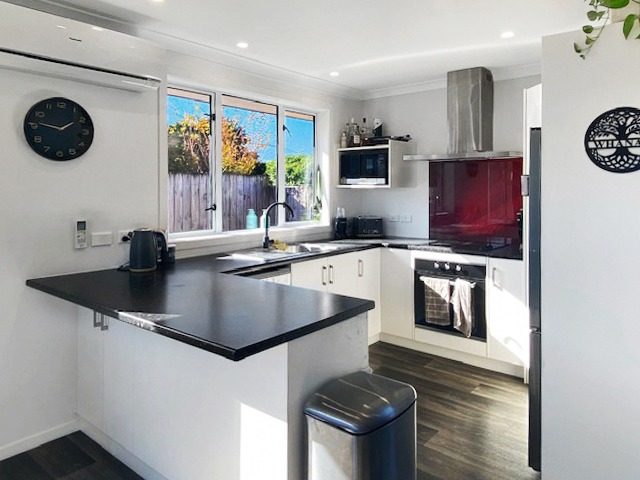 12 Cicada Place, Kihikihi, Te Awamutu - Carousel 2