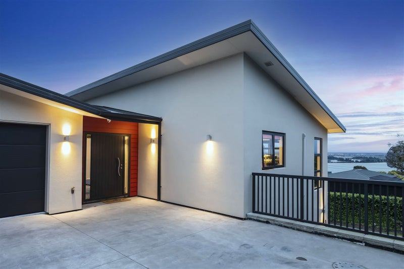 49 Santa Maria Avenue, Mount Pleasant, Christchurch - Carousel 2