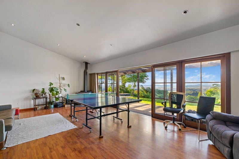 505 Scenic Drive, Waiatarua, Auckland - Carousel 11
