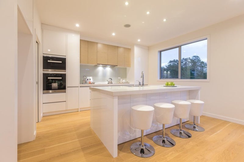 6 Tokomaru Street, Orakei, Auckland - Carousel 6