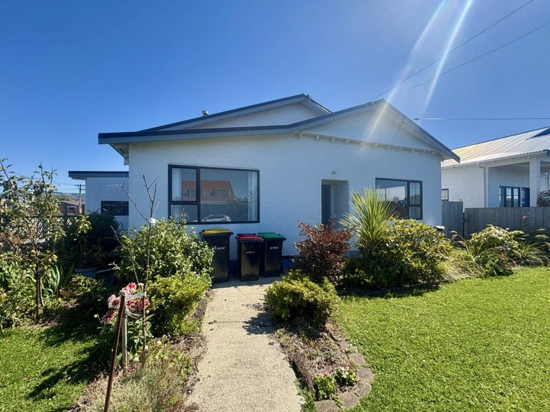 12 Larkworthy Street, Saint Kilda, Dunedin - Carousel 2