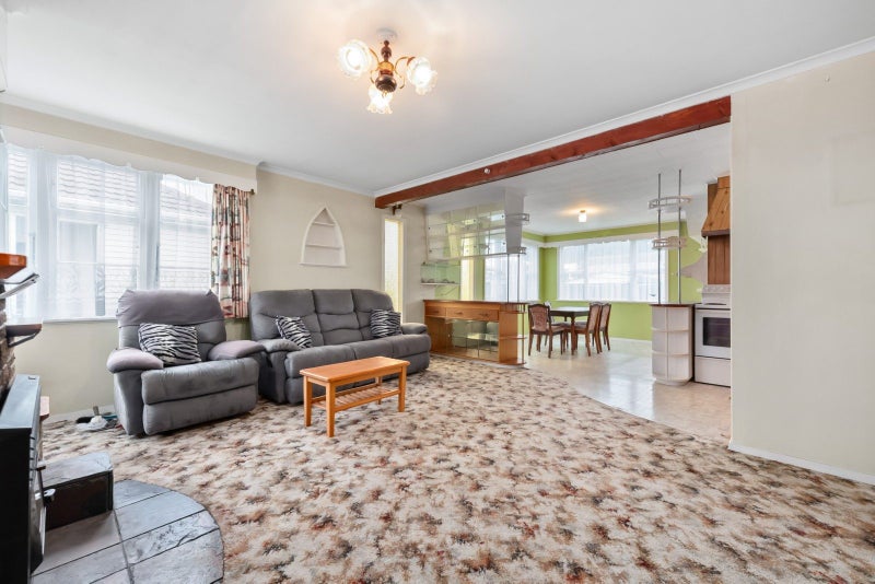 4 Pringle Street, Taita, Lower Hutt - Carousel 2