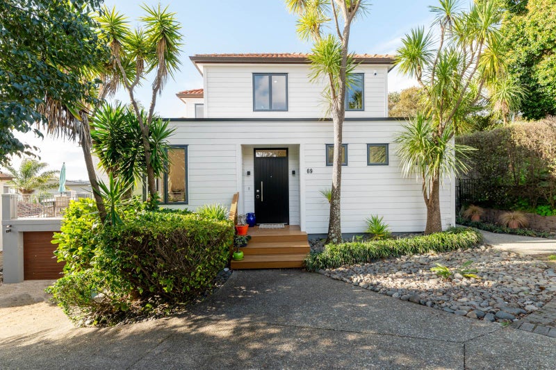 69G Kowhai Road, Mairangi Bay, Auckland - Carousel 1