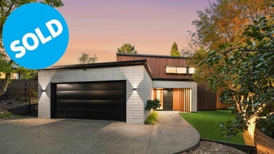 14 Branca Close, Fitzroy, Hamilton - Carousel 1