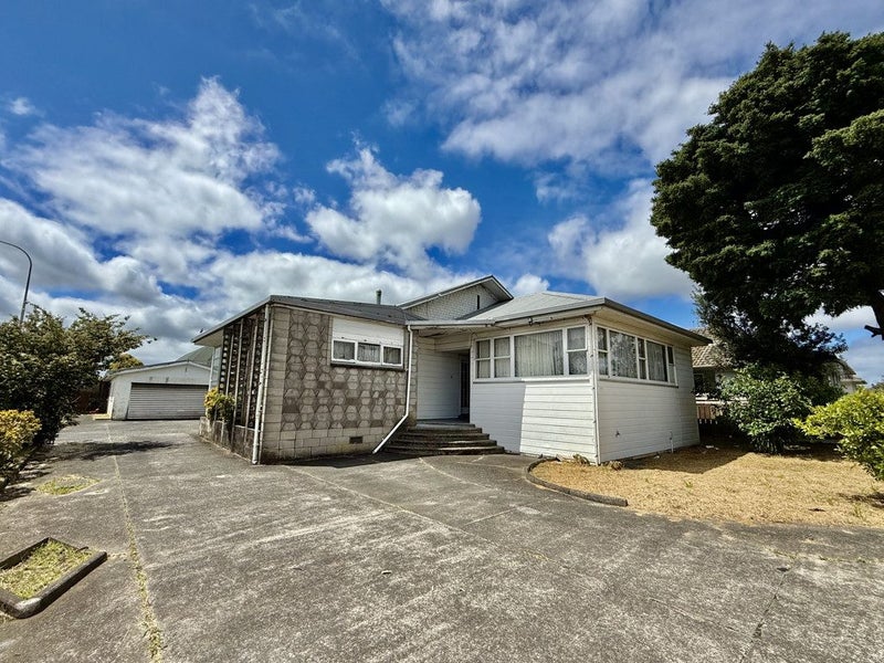 243 Preston Road, Otara, Auckland - Carousel 1