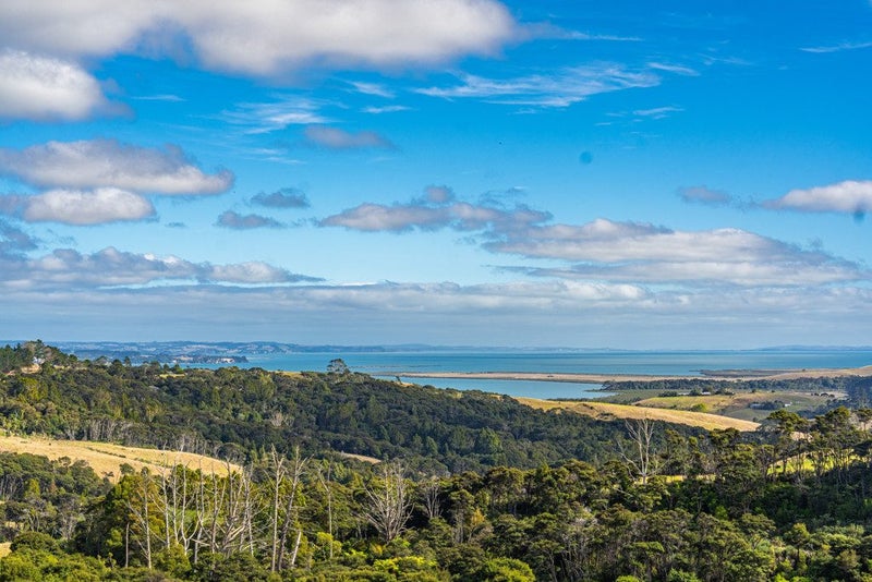 6 Old Parua Bay Road, Parahaki, Whangarei - Carousel 1