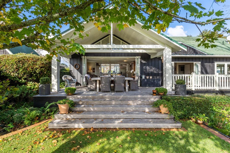 18 Beacon Road, Albany - Carousel 2