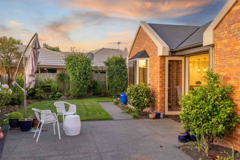 5 Coolspring Way, Redwood, Christchurch - Carousel 22