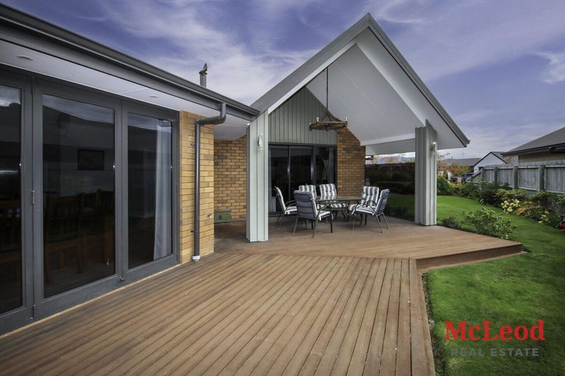 8 Filey Place, Allenton, Ashburton - Carousel 19