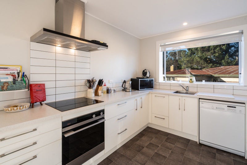 19 Summertime Avenue, Corstorphine, Dunedin - Carousel 2