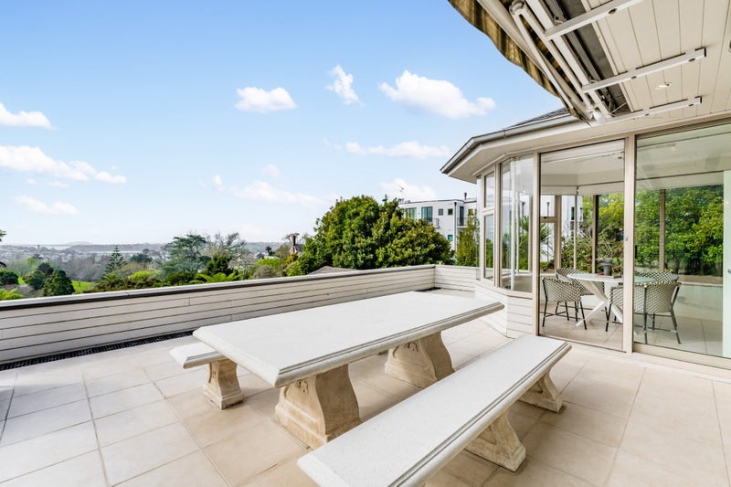 3/452 Remuera Road, Remuera, Auckland - Carousel 1