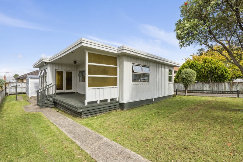 31 Archibald Road, Kelston, Auckland - Carousel 2