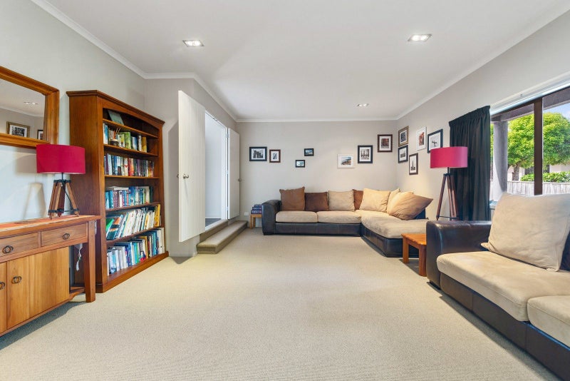 20B Grand Vue Road, Kawaha Point, Rotorua - Carousel 13