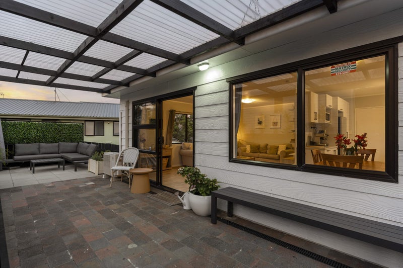 60A Commissariat Road, Mount Wellington, Auckland - Carousel 2