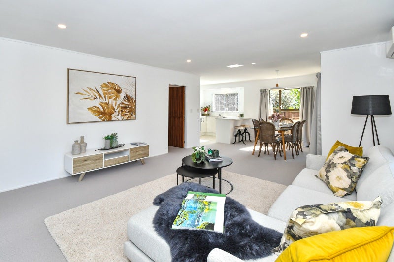 2/4 Sunshine Place, Papakura, Auckland - Carousel 2