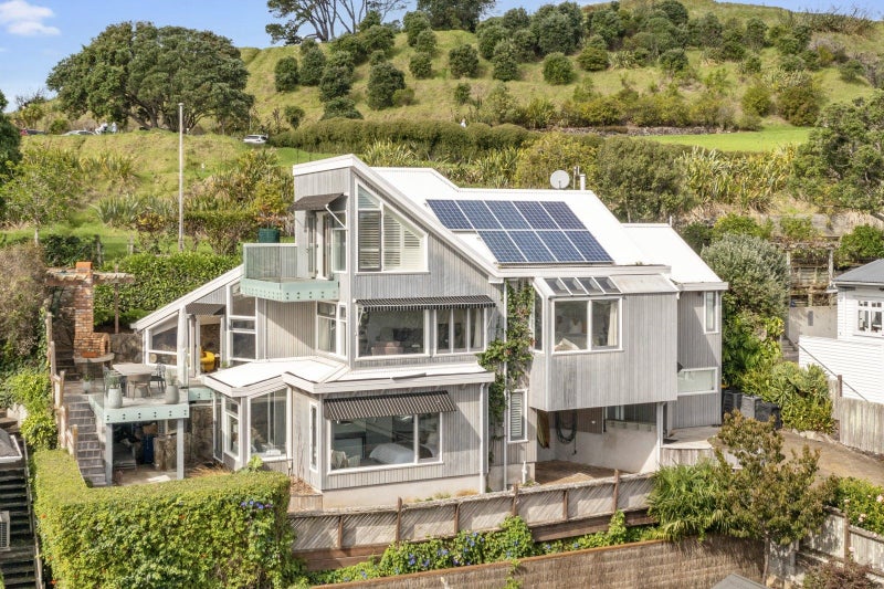 16A Macky Avenue, Devonport, Auckland - Carousel 2