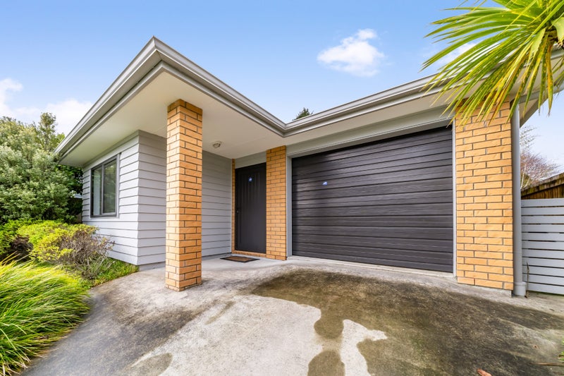 75 Farmer Crescent, Taita, Lower Hutt - Carousel 1