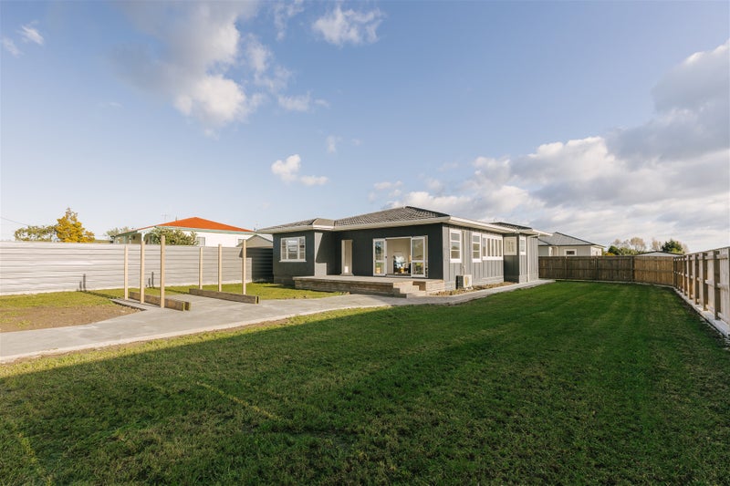 29 Railway Road, Bunnythorpe, Palmerston North - Carousel 1