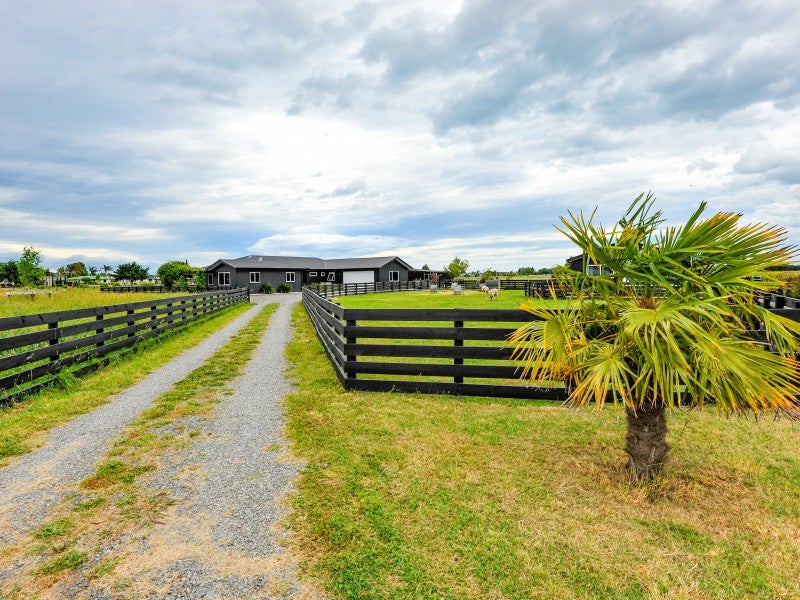 22 Ulyatt Road, Meeanee, Napier - Carousel 2