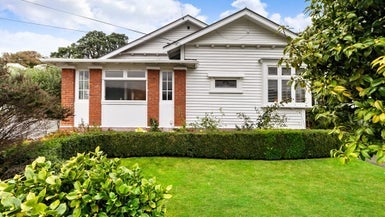 45 Hamilton Road, Hataitai, Wellington - Carousel 1