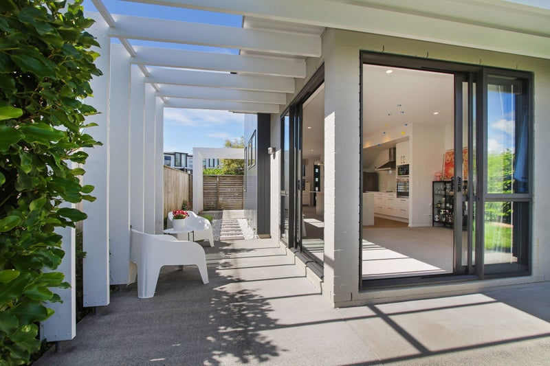 15 Carder Court, Hobsonville, Auckland - Carousel 2