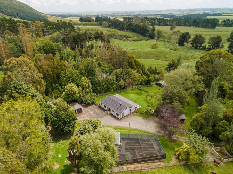 390 Scotts Road, Linton, Palmerston North - Carousel 29