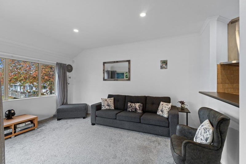 10A Hammond Street, Hamilton Central, Hamilton - Carousel 12