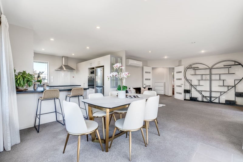 53 Mcmahon Drive, Aidanfield, Christchurch - Carousel 2