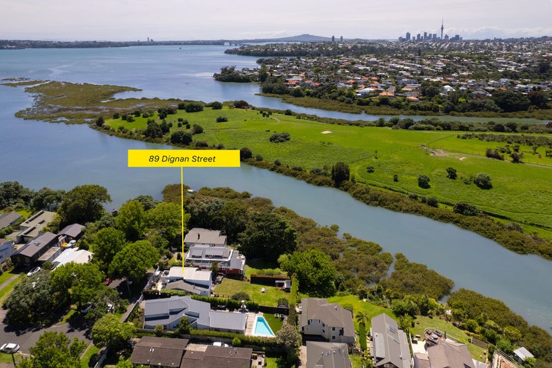 89 Dignan Street, Point Chevalier, Auckland - Carousel 15