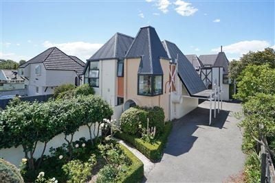 76A Memorial Avenue, Ilam, Christchurch - Carousel 11