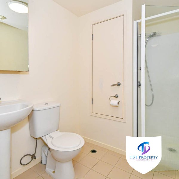 2H/3 Keystone Avenue, Three Kings, Auckland - Carousel 9