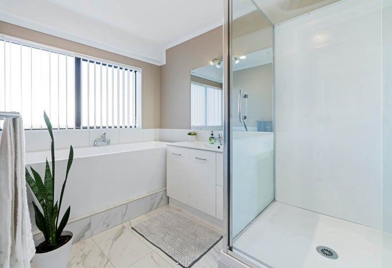 108 Mirrabooka Avenue, Botany Downs, Auckland - Carousel 21