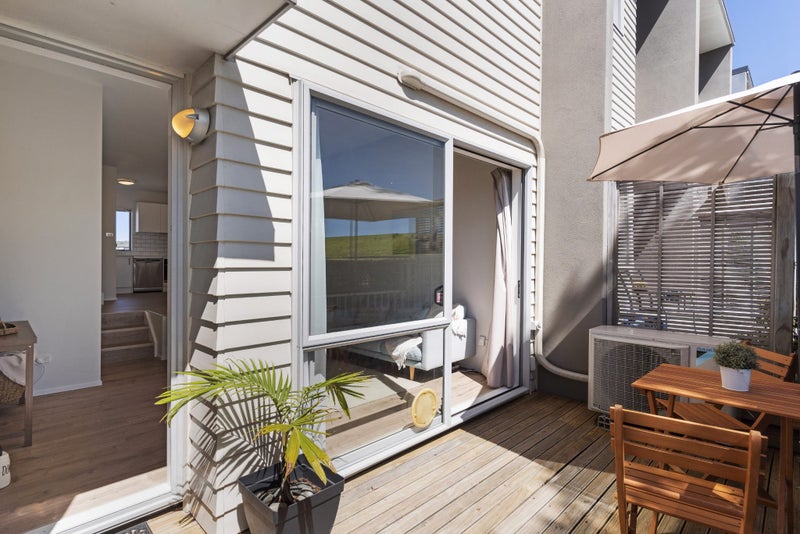 62/7 Kelvin Hart Drive, East Tamaki, Auckland - Carousel 2