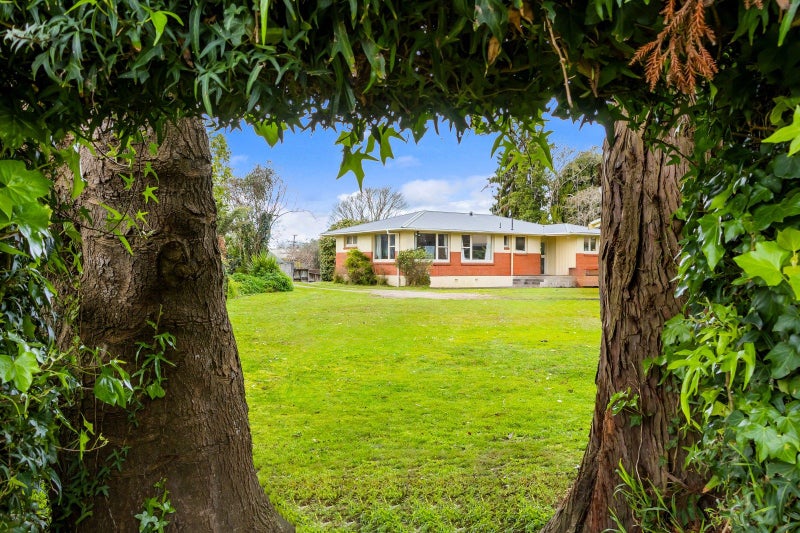 235 Bankwood Road, Chartwell, Hamilton - Carousel 1