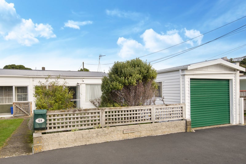 12A Byron Street, Miramar, Wellington - Carousel 1
