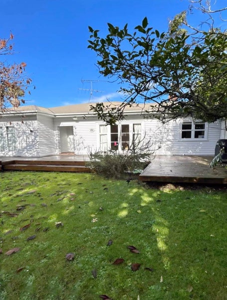 44 Rawhiti Road, One Tree Hill, Auckland - Carousel 1
